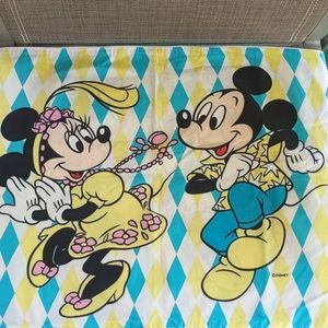 NEW Disney Mickey and Minnie pillow case